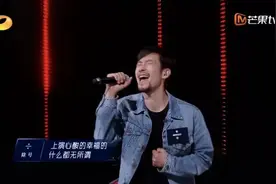 从偶像到唱作人，十年之间他改头换面图片