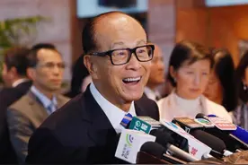 香港富豪李嘉诚最新财富值294亿美元图片