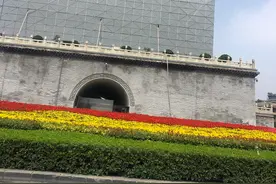 西安：你觉得城墙里的三个区有必要合并为一个区吗？图片