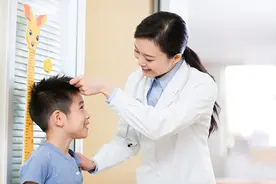 为啥现在的90、00后男孩能轻松突破1米8？后两点，一般人都能做到图片
