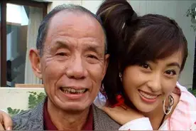 82岁的魏宗万，与二婚妻子走过50年金婚，这才是德艺双馨图片