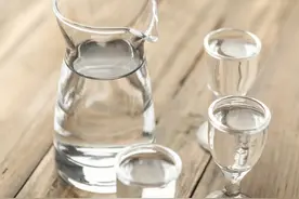 心脏血管不好，偶尔喝酒会怎样？哪些酒可以喝？哪些酒不能喝？图片