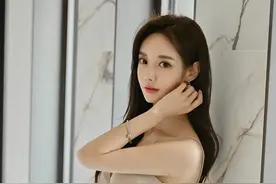 美女美不美，你们说了算图片