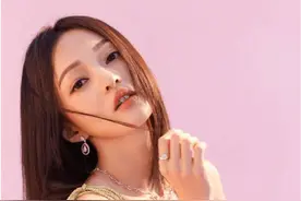 太可笑！营销号称张韶涵生活拮据，与人合租，为了省电不敢开空调图片
