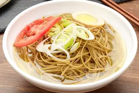 减肥就得管住嘴？合理膳食才更重要，选对食材让你不挨饿也能瘦图片