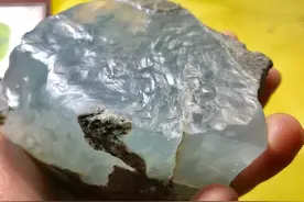 一块高冰玻璃底龙牌的雕刻出货全过程（学习篇）图片