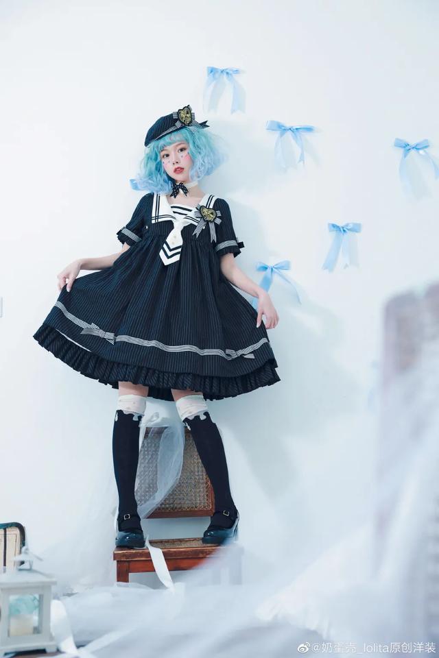 少女夏日必备风格？海军风Lolita驾到！听说沙滩和海军风更配哦