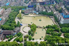 航拍衡阳老城区最繁华的“袖珍”广场，全市很多大型活动在此举办图片