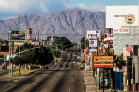 美墨边境线上的一座墨西哥城市，这里华人众多，中国人的贡献很大图片