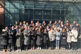 59名华大员工从光谷驰援石家庄，列车长主动安排VIP服务图片