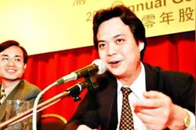 他19岁财务自由，卖电子表发家，29岁公司上市，英国卖楼，凭啥图片