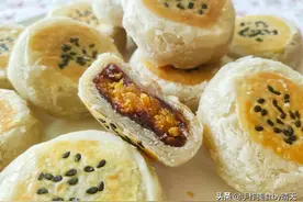 平底锅版蛋黄酥，在家就能做酥月饼，酥的掉渣，好吃图片