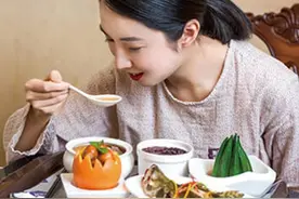 坐月子到底吃啥好？谨记“3吃3不吃”，产后恢复快且不易落病根图片