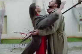抖音最火MV《投降吧》遇到《一百万个可能》，感觉痛到，痛不欲生视频封面