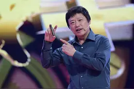 知名大学教授要求胡锡进公布子女国籍，胡锡进：我挺想有个儿子图片