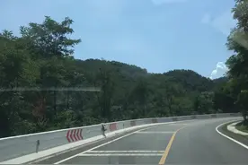 前世的债今生已还清，愿来世无债一身轻图片