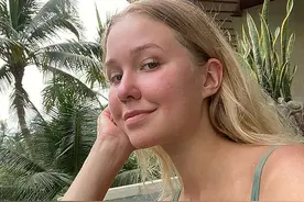 俄罗斯18岁网红富婆飙车失控，魂断巴厘岛，12岁白手起家身家百万图片