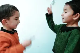 有对龙凤胎弟弟妹妹是什么体验？图片