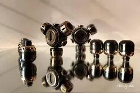 指尖陀螺推荐 | 充满机械朋克元素的时空熔炉图片