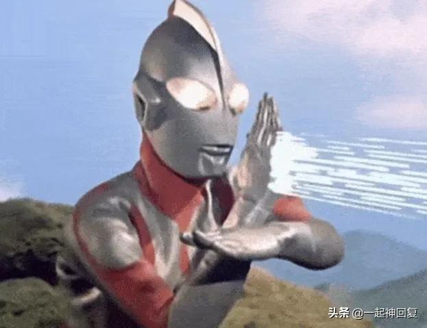 好家伙！为了证明奥特曼存在，女朋友和我分手了