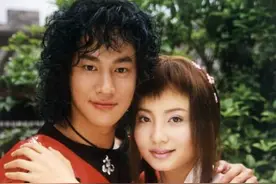 还记得《风云》于楚楚吗？浓妆现身成网红脸，网友直呼撞脸姚笛图片