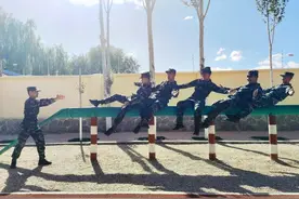 “毕业季”，翻一翻老兵们的青春纪念册图片