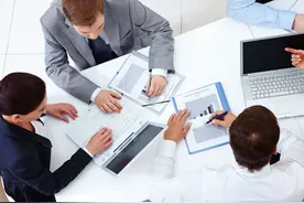 ​职场中做错了事情，学会这4招，化危机为转机图片