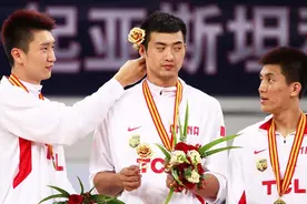 中国男篮历史上被伤病毁掉的5位天才球员，陈江华仅排第四图片