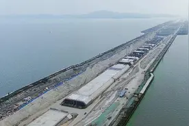 太湖隧道长出“碧玉螺”！国内在建最长水下隧道完成陆岛转换图片