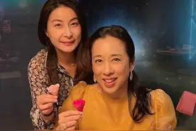郭晶晶为婆婆庆生，两人同框好似姐妹，霍家三兄弟一个比一个帅图片