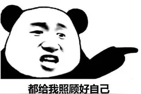 笑到抽筋的笑话：中学时暗恋班花，被同班的女汉子知道了图片