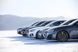 奥迪quattro的正确打开方式图片