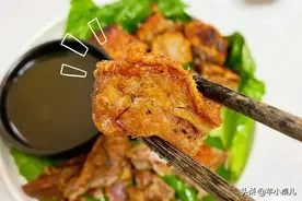 超简单原料做出来的脆皮五花肉，一口酥嫩、喷香还不腻图片