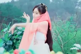 为何形容女子腰细要说“小蛮腰”？小蛮是谁？原来是有历史来源的视频封面