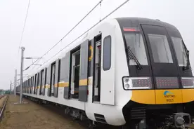 成都首条无人驾驶地铁要来了！全自动无人驾驶列车亮相，速来先睹为快图片