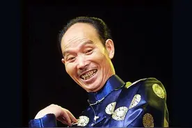 川渝男神——李伯清图片