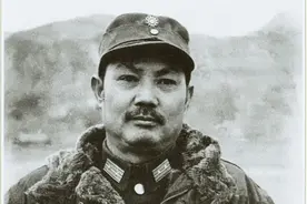 十大开国元帅中，为何说叶帅和总理是最像的？图片