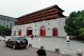 湖南排名第五的医学院，学费每年3万元左右，带火了周边经济图片