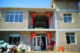 农村父母过世，农村宅基地房子翻盖可以吗图片