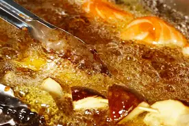 小区里的口袋炸串，突然火了图片