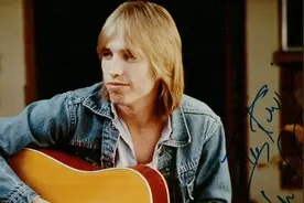 在天堂治愈人间：完整版《野花》问世图片