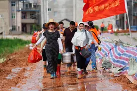 真“乘风破浪的姐姐”被狂赞！“姐夫”也不简单图片