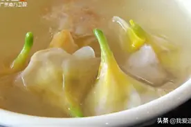 原来鸡蛋花也能吃，广东大厨教你简单新做法，在家轻松做美食视频封面