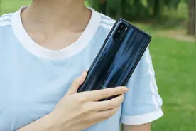 华为麦芒9上手：5G+6.8英寸+6400万高清摄影，后浪们的心头好图片