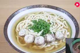 西瓜视频还原《中华小当家》里面的面非面，结果味道让人受不了图片