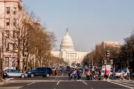 债务催生财富，谁支撑了美国人的幸福生活？图片