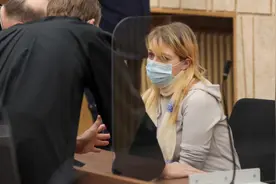 德国母亲手刃5个子女，喂了安眠药后挨个憋死，只因看到1张照片图片