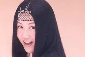 她当众扇林心如耳光，是八位男星的干妈，真正的娱乐圈"教母"图片