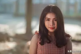 女人真正伤透了心，不会作和闹，而是变得“默默无言”图片