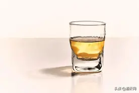 气温走低，要么…喝点烈酒暖暖身体？图片